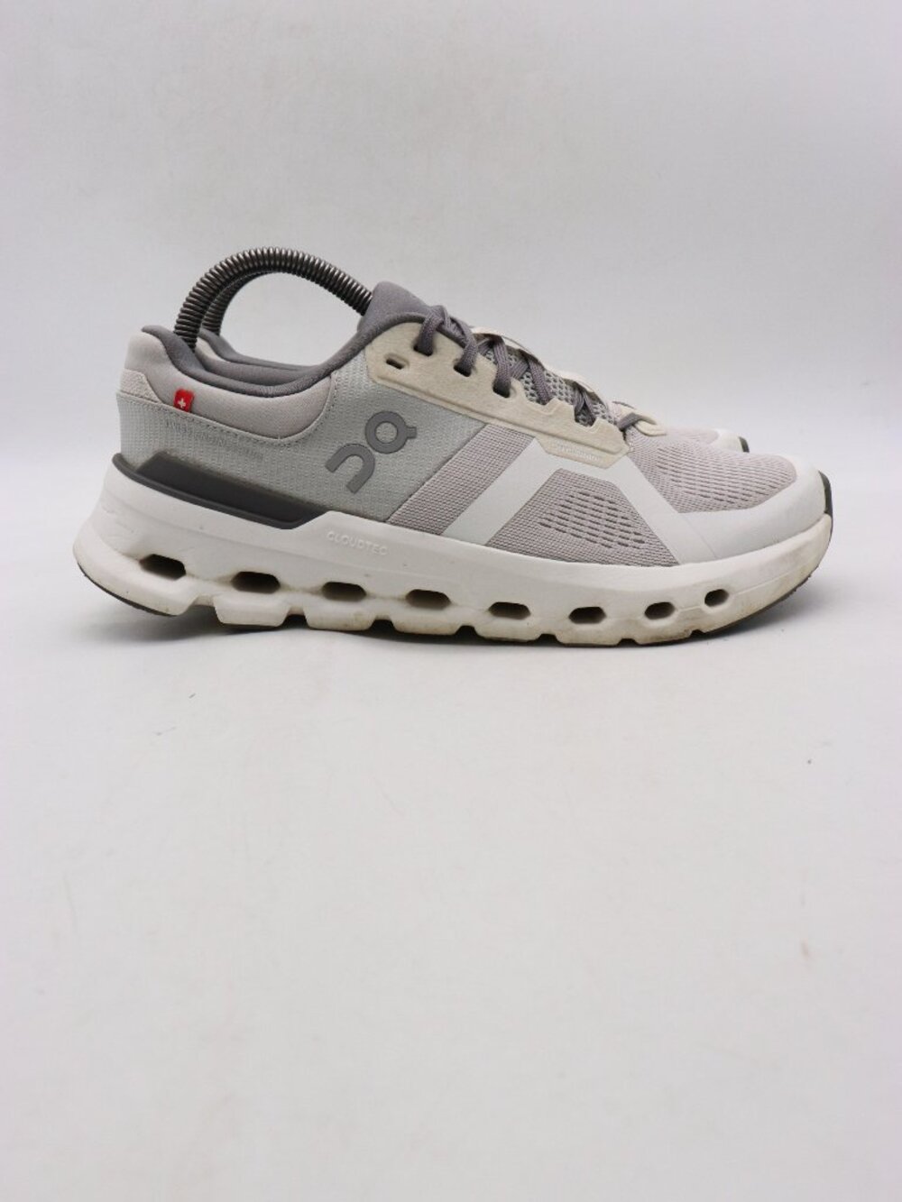 On Cloud Cloud Runner 2 Women's Size 8 Gray White Lace Up Athletic Sneakers - Picture 1 of 14